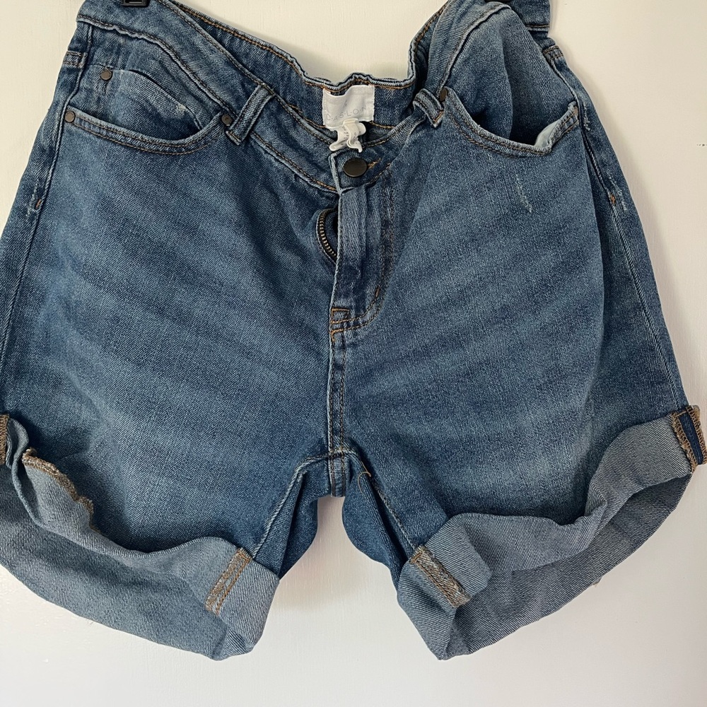 Calson denim shorts- size 30